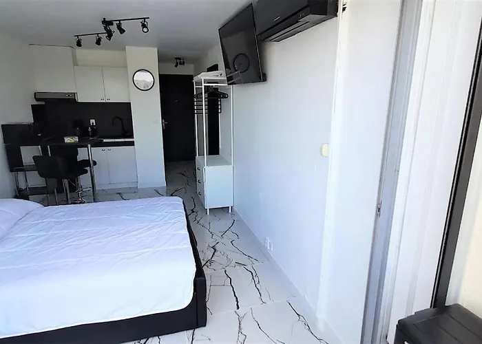 43, Héliopolis L Au Village Naturiste Apartamento Agde