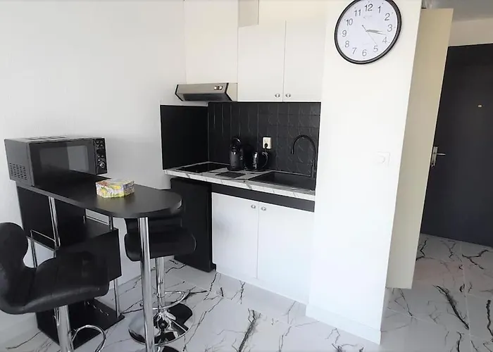 43, Héliopolis L Au Village Naturiste Apartamento